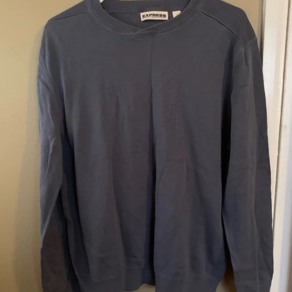 Large Express Sweater - Picture 2 of 3